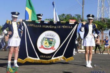 Foto - Desfile Cívico em comemoração ao aniversário de Pérola encanta moradores / Parte 2