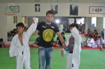 Foto - Atletas de Jiu Jitsu de Pérola conquistam 05 medalhas em Campeonato