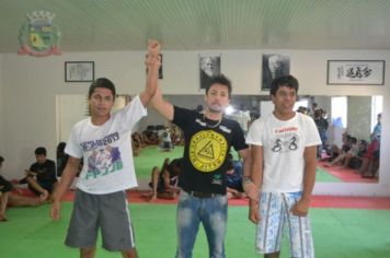 Foto - Atletas de Jiu Jitsu de Pérola conquistam 05 medalhas em Campeonato