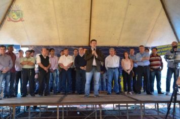 Foto - Entrega de escrituras de 129 casas em Pérola