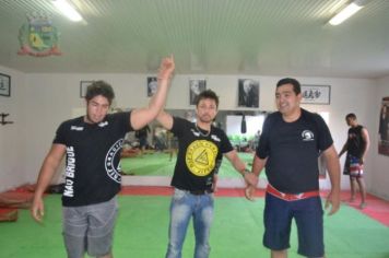 Foto - Atletas de Jiu Jitsu de Pérola conquistam 05 medalhas em Campeonato