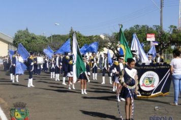 Foto - Desfile Cívico em comemoração ao aniversário de Pérola encanta moradores / Parte 2