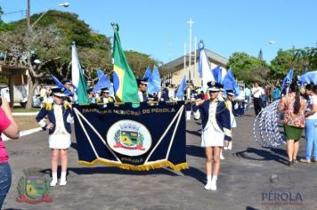 Foto - Desfile Cívico em comemoração ao aniversário de Pérola encanta moradores / Parte 1