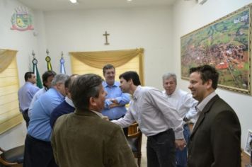 Foto - Entrega de escrituras de 129 casas em Pérola