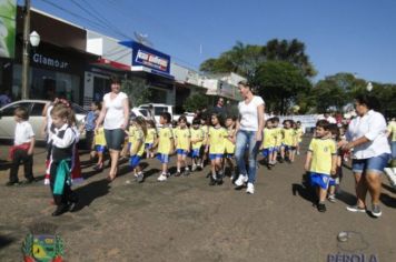 Foto - Desfile Cívico em comemoração ao aniversário de Pérola encanta moradores / Parte 2