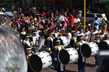 Foto - Desfile Cívico em comemoração ao aniversário de Pérola encanta moradores / Parte 1