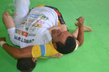 Foto - Atletas de Jiu Jitsu de Pérola conquistam 05 medalhas em Campeonato