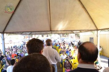 Foto - Entrega de escrituras de 129 casas em Pérola