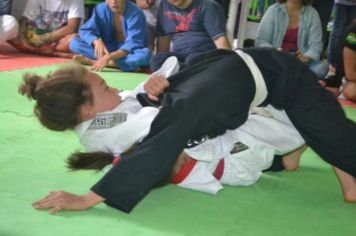 Foto - Atletas de Jiu Jitsu de Pérola conquistam 05 medalhas em Campeonato