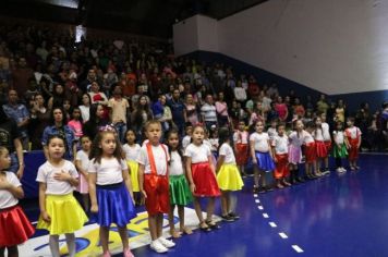 Foto - APRESENTAÇÃO DAS ESCOLAS