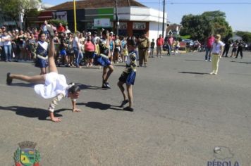 Foto - Desfile Cívico em comemoração ao aniversário de Pérola encanta moradores / Parte 2