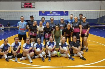 Foto - FINAL DO CAMPEONATO DE VOLEIBOL FEMININO MASTER