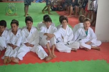 Foto - Atletas de Jiu Jitsu de Pérola conquistam 05 medalhas em Campeonato