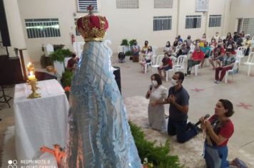 Foto - TERÇO DAS ROSAS EM INTENÇÃO AOS 55 ANOS DE PÉROLA.