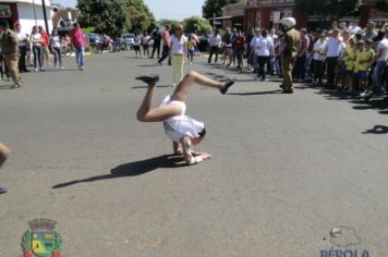 Foto - Desfile Cívico em comemoração ao aniversário de Pérola encanta moradores / Parte 2