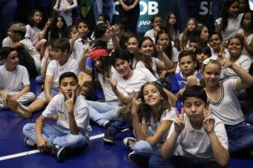 Foto - APRESENTAÇÃO DAS ESCOLAS