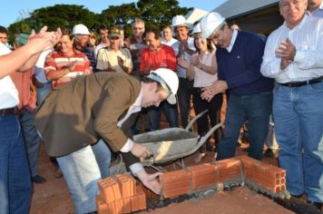 Foto - Entrega de escrituras de 129 casas em Pérola
