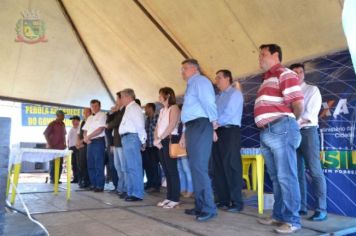 Foto - Entrega de escrituras de 129 casas em Pérola