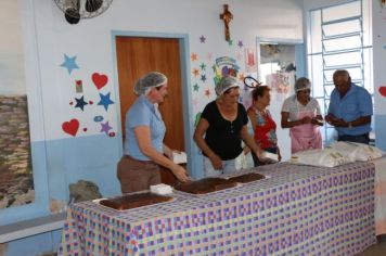 Foto - Almoço em homenagem ao dia das Mâes