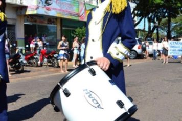 Foto - Desfile Cívico em comemoração ao aniversário de Pérola encanta moradores / Parte 1