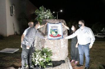 Foto - INAUGURAÇÃO DO MEMORIAL EM HOMENAGEM AS VÍTIMAS DA COVID-19.