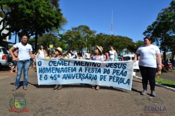 Foto - Desfile Cívico em comemoração ao aniversário de Pérola encanta moradores / Parte 1