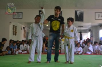 Foto - Atletas de Jiu Jitsu de Pérola conquistam 05 medalhas em Campeonato