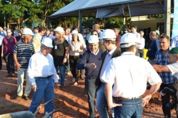 Foto - Entrega de escrituras de 129 casas em Pérola