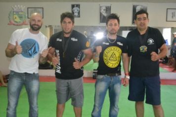 Foto - Atletas de Jiu Jitsu de Pérola conquistam 05 medalhas em Campeonato