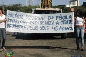 Foto - Desfile Cívico em comemoração ao aniversário de Pérola encanta moradores / Parte 2