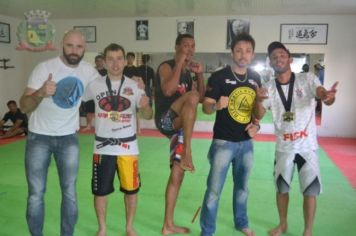 Foto - Atletas de Jiu Jitsu de Pérola conquistam 05 medalhas em Campeonato