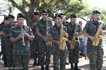 Foto - 17/05/2014 - Exercito Brasileiro realizou uma Ação Cívica Social em Pérola         