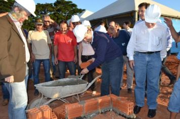 Foto - Entrega de escrituras de 129 casas em Pérola