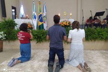 Foto - TERÇO DAS ROSAS EM INTENÇÃO AOS 55 ANOS DE PÉROLA.