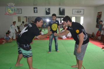 Foto - Atletas de Jiu Jitsu de Pérola conquistam 05 medalhas em Campeonato
