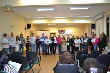Foto - Primeira Turma da Capacitação do Bom Negócio Paraná de Pérola recebe certificados