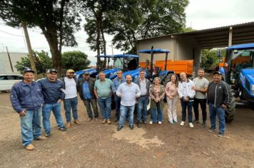 PREFEITURA DE PÉROLA ENTREGA MAIS DE 1 MILHÃO DE REAIS EM EQUIPAMENTOS AGRÍCOLAS.