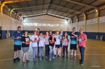 PÉROLA REALIZA ATIVIDADES ESPORTIVAS COM AS MULHERES DO CLUBE DE MÃES.